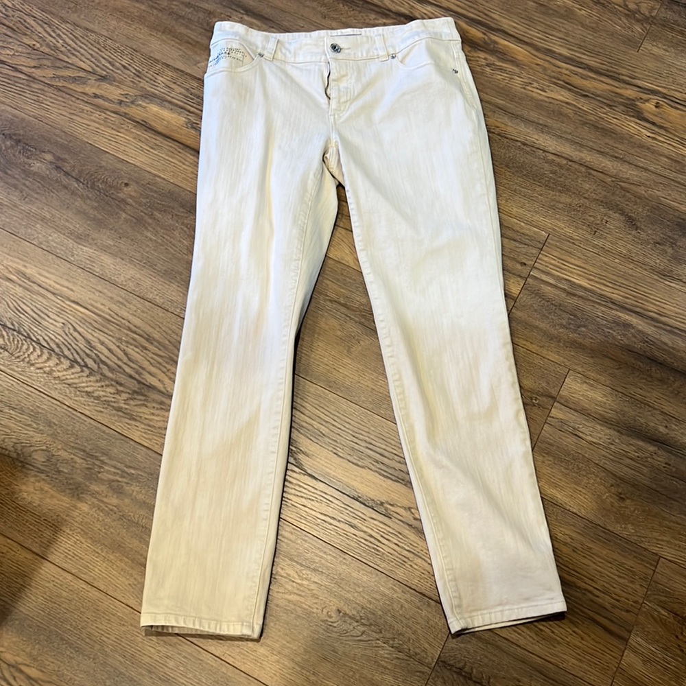 So-slimming jeans